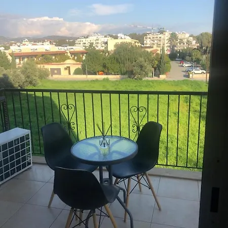 Anthi Court - One Bed With A Pool Near Dasoudi Area * Λεμεσός